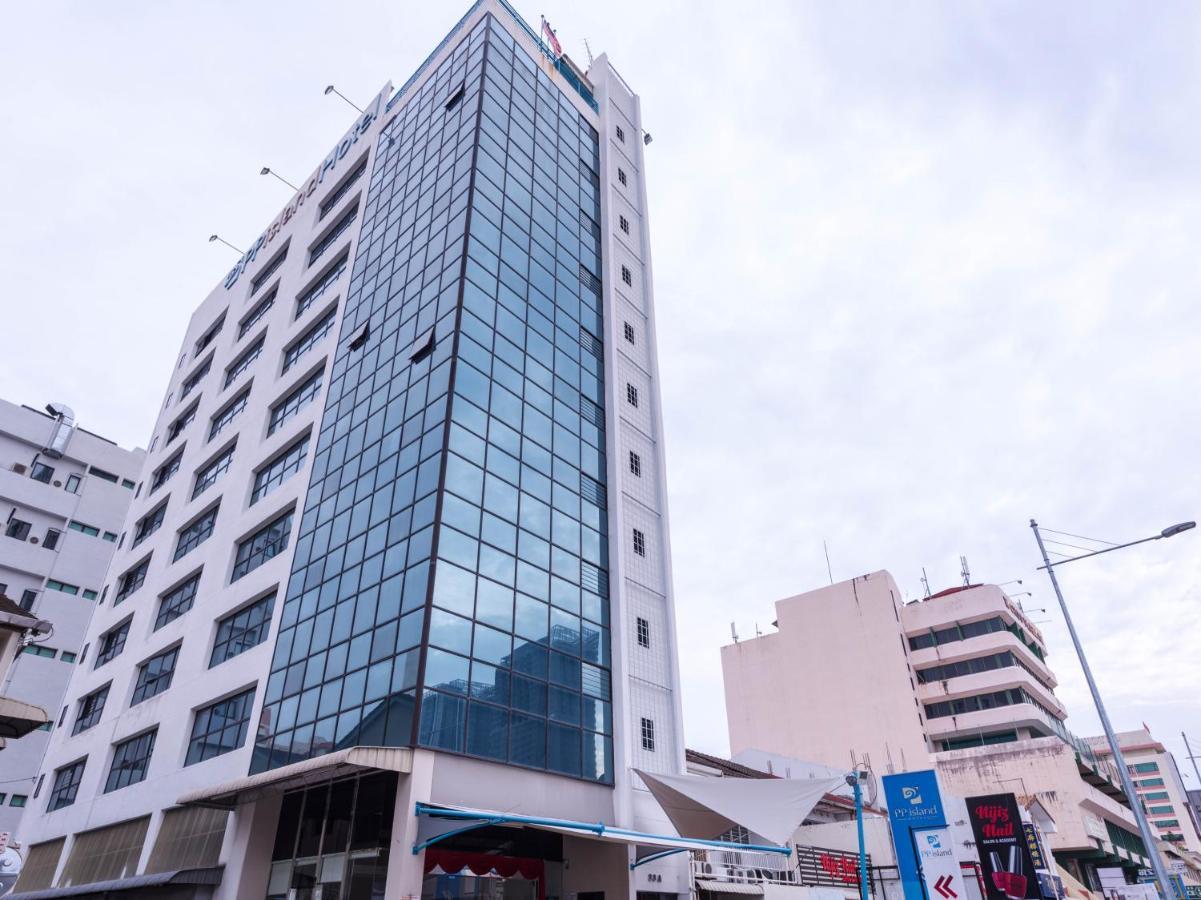 Oyo 89421 Pp Island Hotel Джордж Таун Екстериор снимка